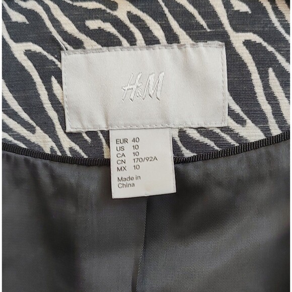 H&M Womens Size 10 Animal Print Front Snap Cropped Blazer Jacket Boho 90s Y2K - Picture 2 of 12